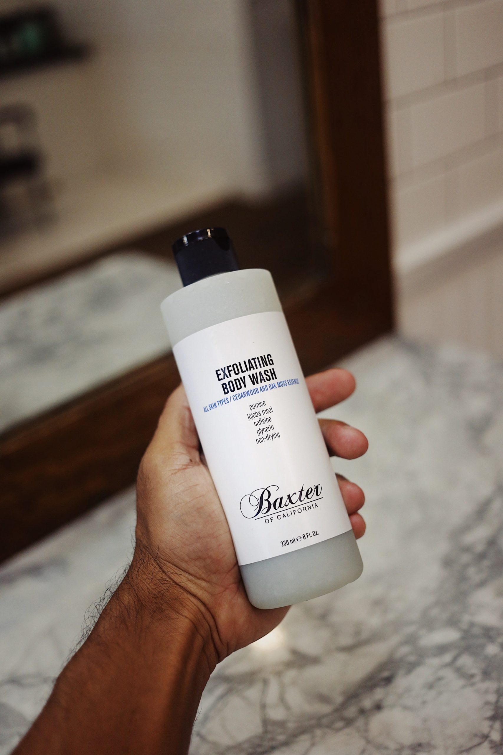 EXFOLIATING BODY WASH - Image 2